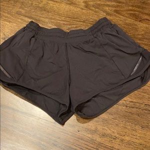 Lululemon black hottie hot shorts